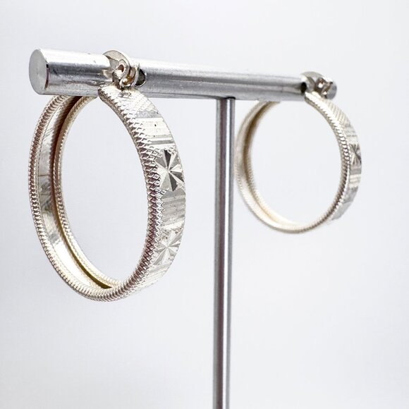 VTG Sterling Silver 925 Textured Hoop Earrings Hinged Posts Size 1.25" Length - Picture 2 of 8